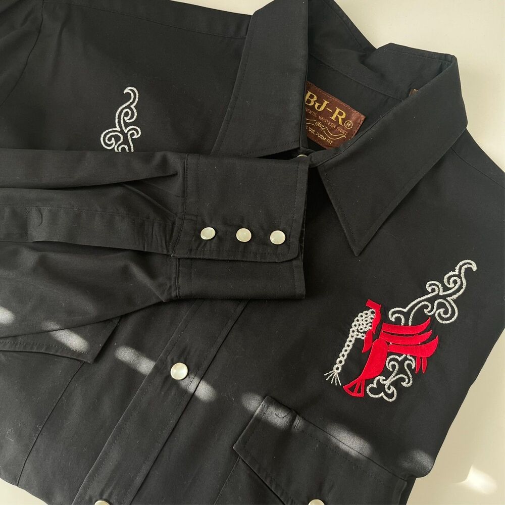 Vintage‎ BJ-R Western Wear Black MED Embroidered Pearl Snap Gaucho Western Shirt